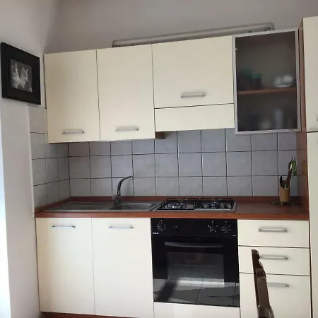 Ai Piedi Della Montagna Apartment