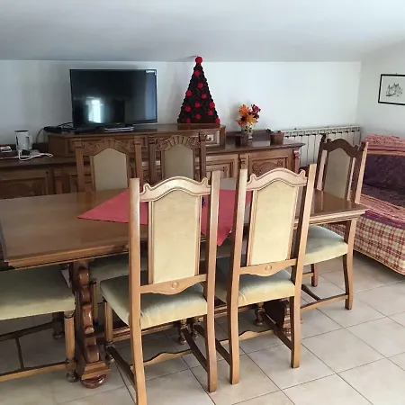 Ai Piedi Della Montagna Apartment Châtillon