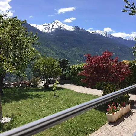 Ai Piedi Della Montagna * Châtillon