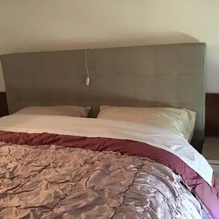 Ai Piedi Della Montagna Apartment *