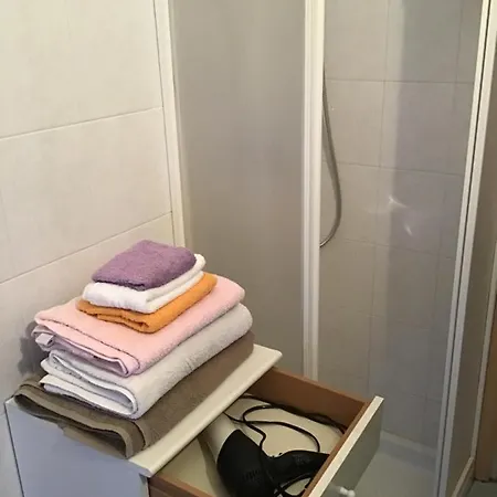 Ai Piedi Della Montagna Апартаменты *
